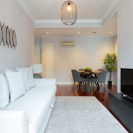 Living Chiado Apartment ลิสบอน ภายนอก รูปภาพ