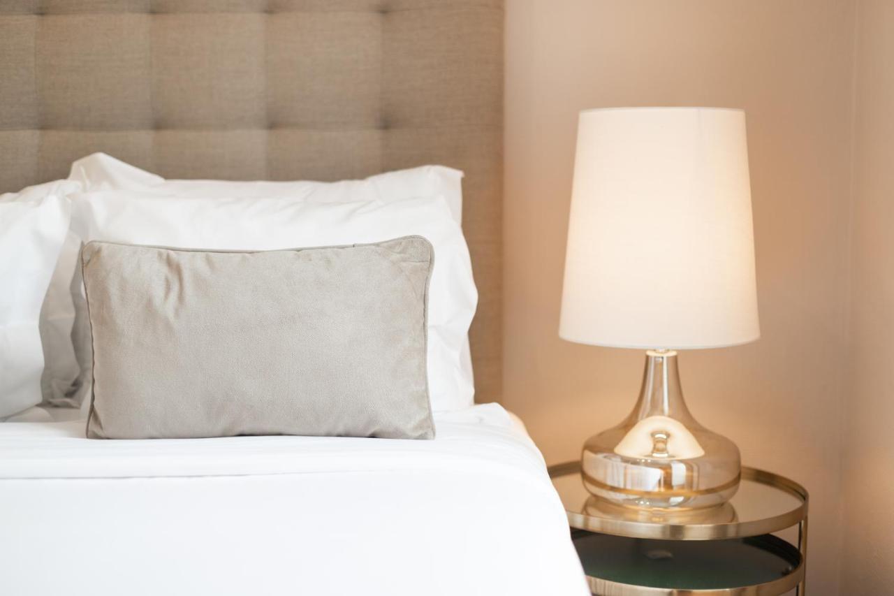 Living Chiado Apartment ลิสบอน ภายนอก รูปภาพ